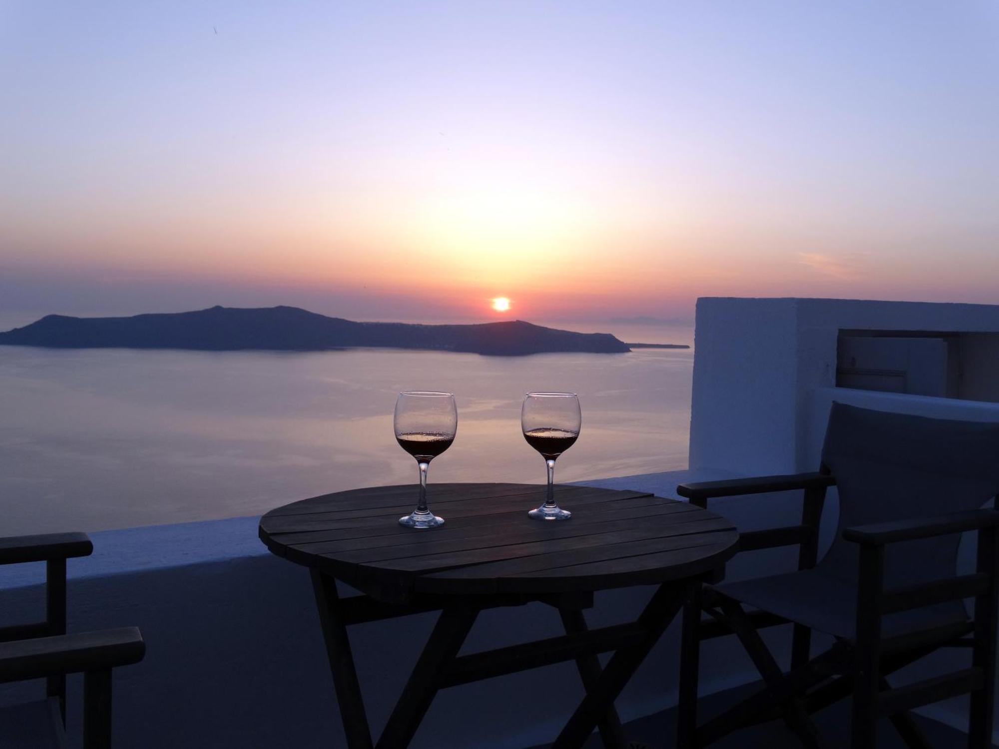 Yposkafo Suites - Villa - Santorini Firá Buitenkant foto