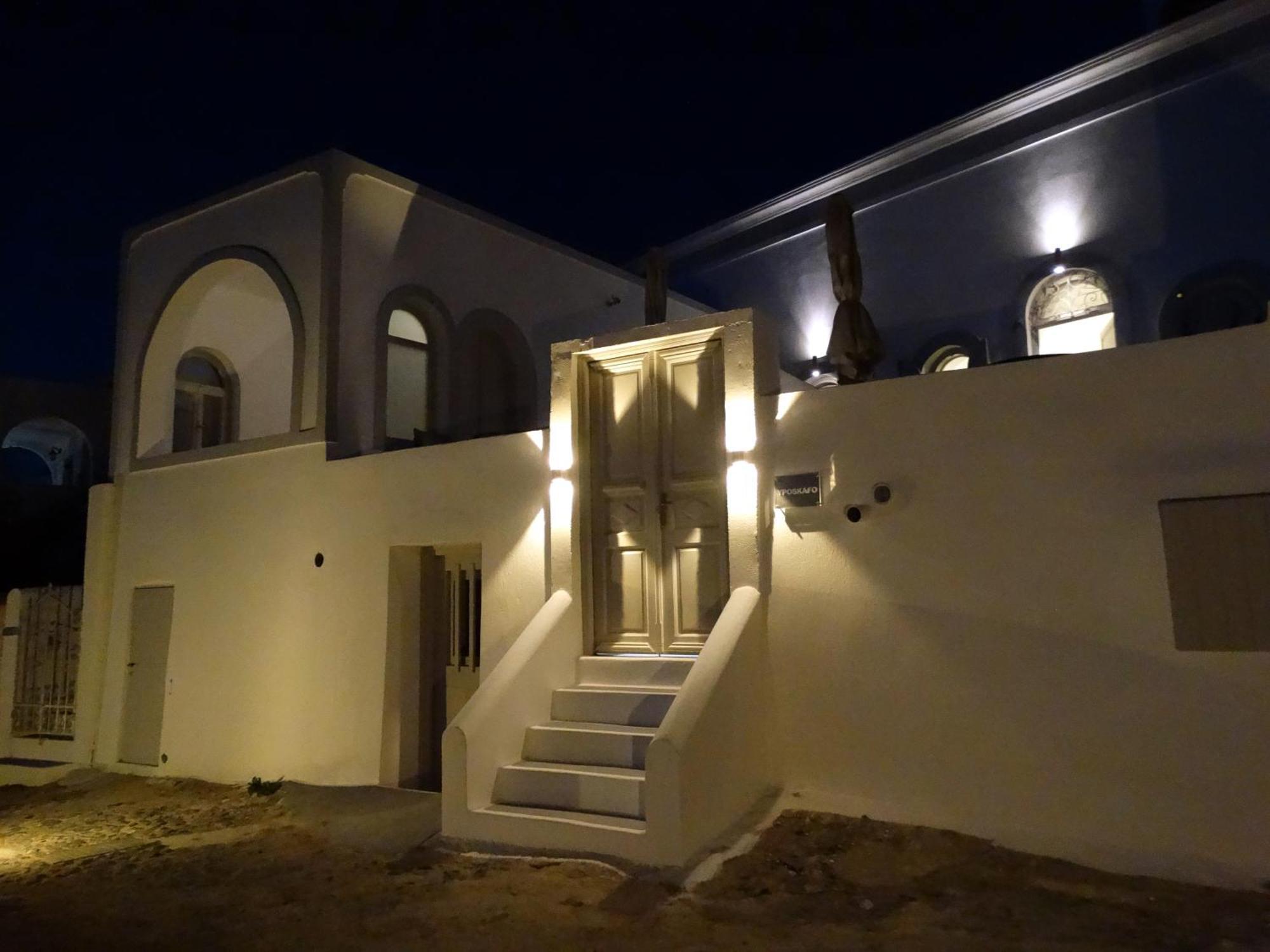 Yposkafo Suites - Villa - Santorini Firá Buitenkant foto