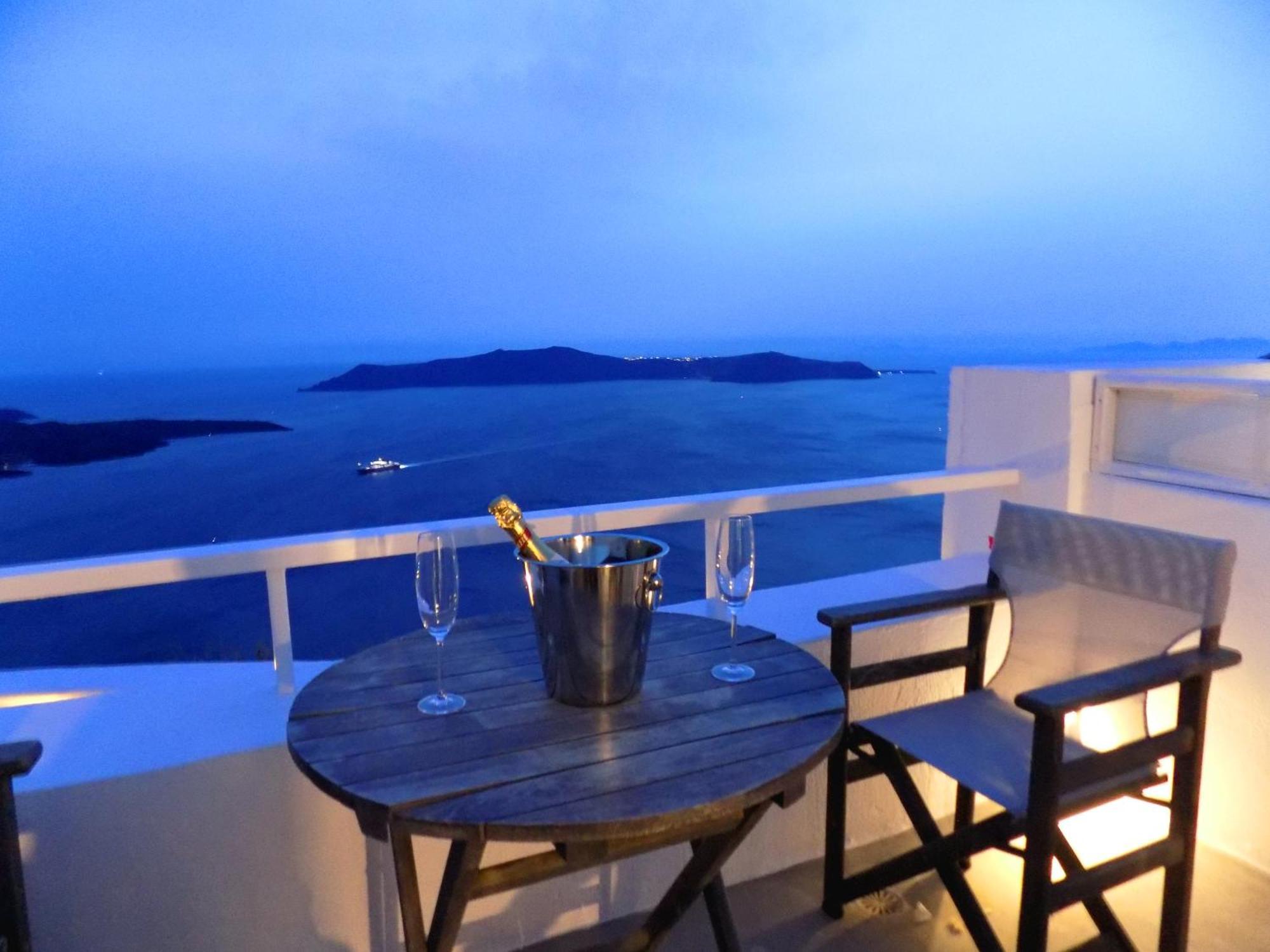 Yposkafo Suites - Villa - Santorini Firá Buitenkant foto